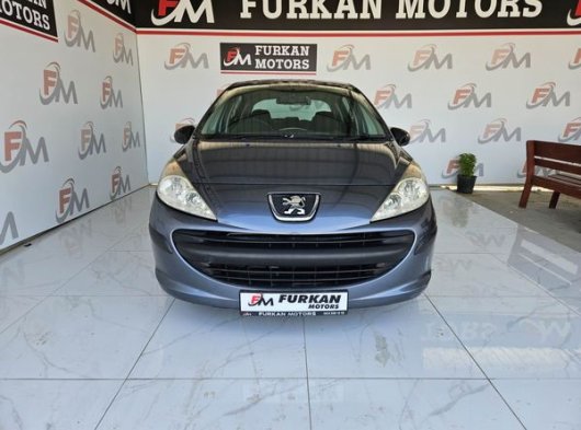 Pejo 207 2007 model Manule vites